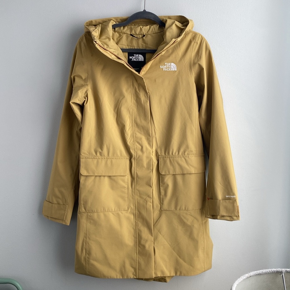 Women's City Breeze Rain Parka II Antelope Tan
